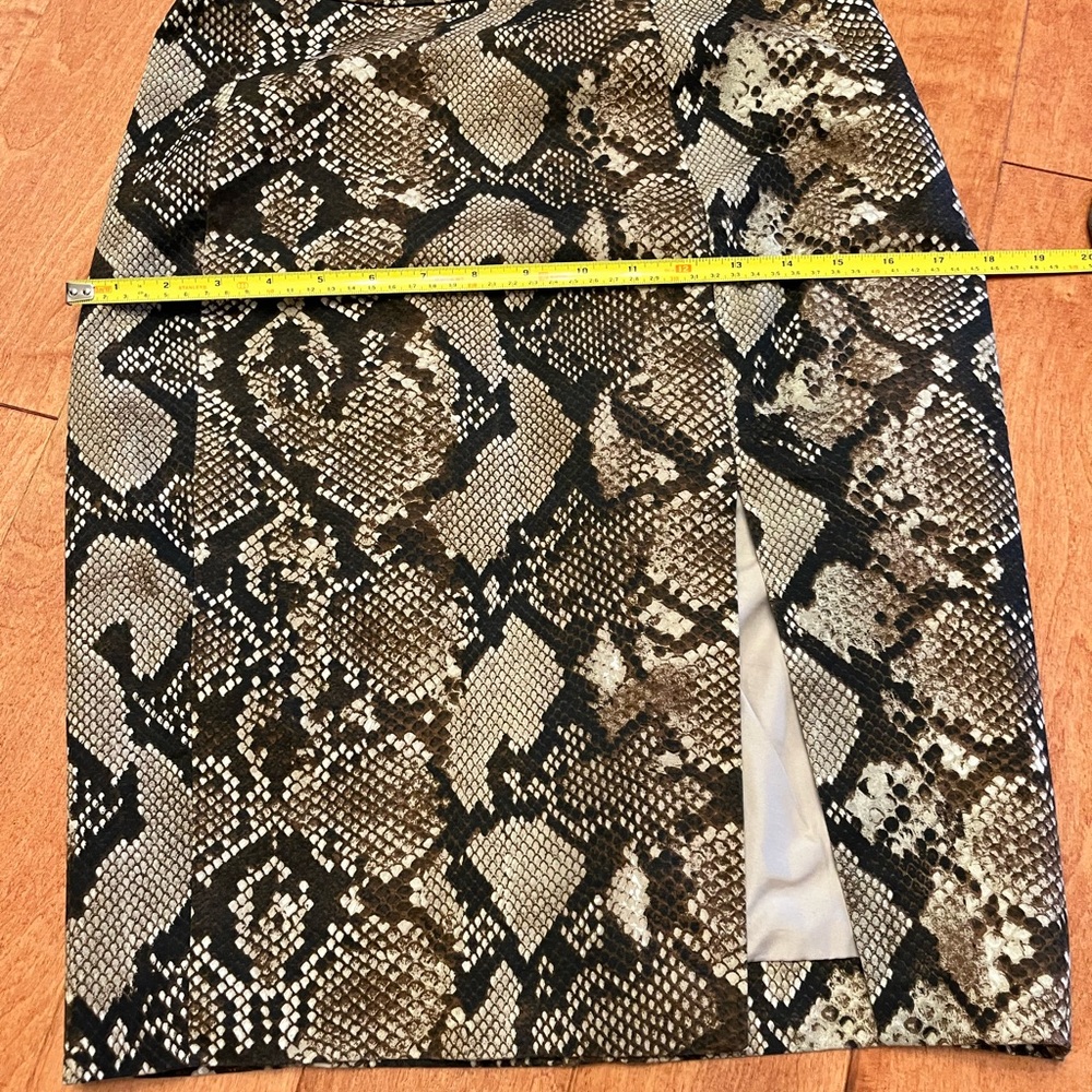 Altuzarra snake print lined skirt with front slit nwot - Picture 9 of 13
